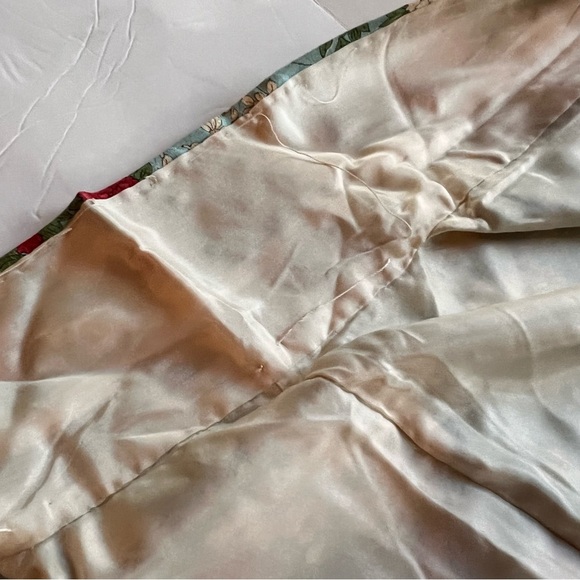 Vintage 1980s Kimono Rayon | Silk Floral Design Full Length - Picture 6 of 10